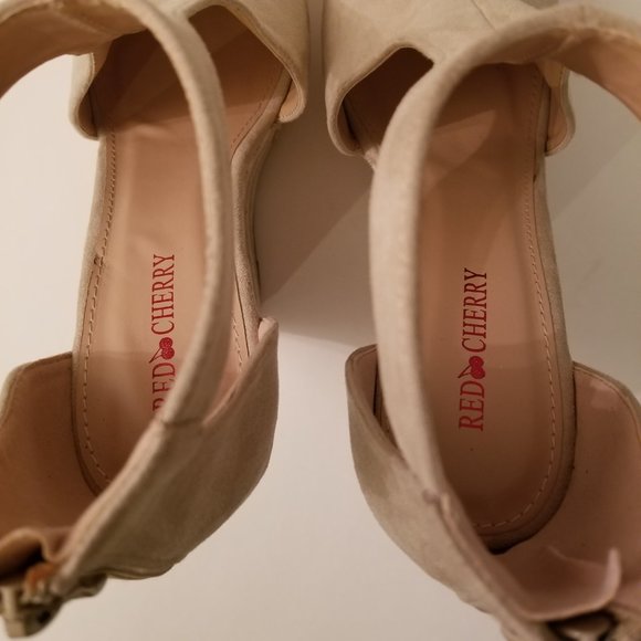 Red Cherry Beige and White Suede Espadrille Wedge Platform Sandals  (size 8.5) - Picture 6 of 8